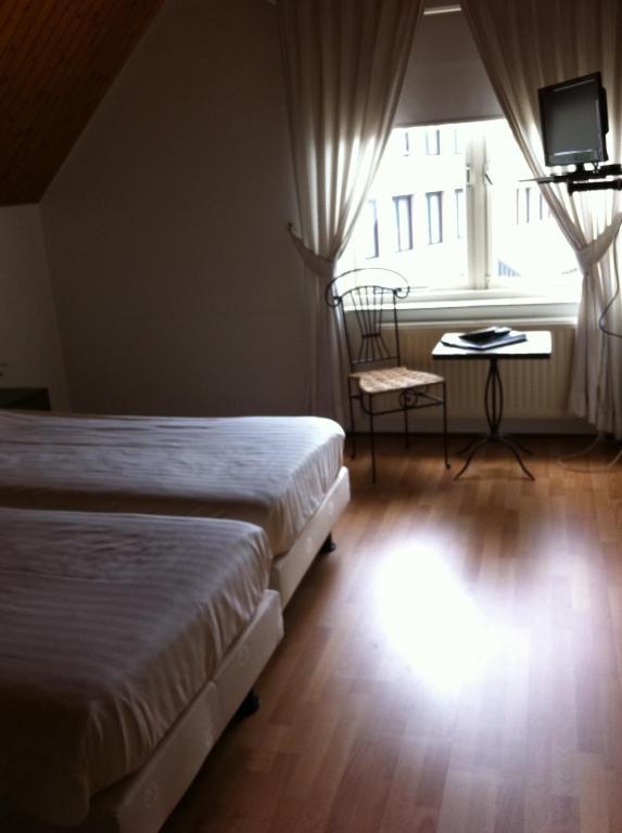 Hotel-Restaurant Krabbendam Someren Bilik gambar